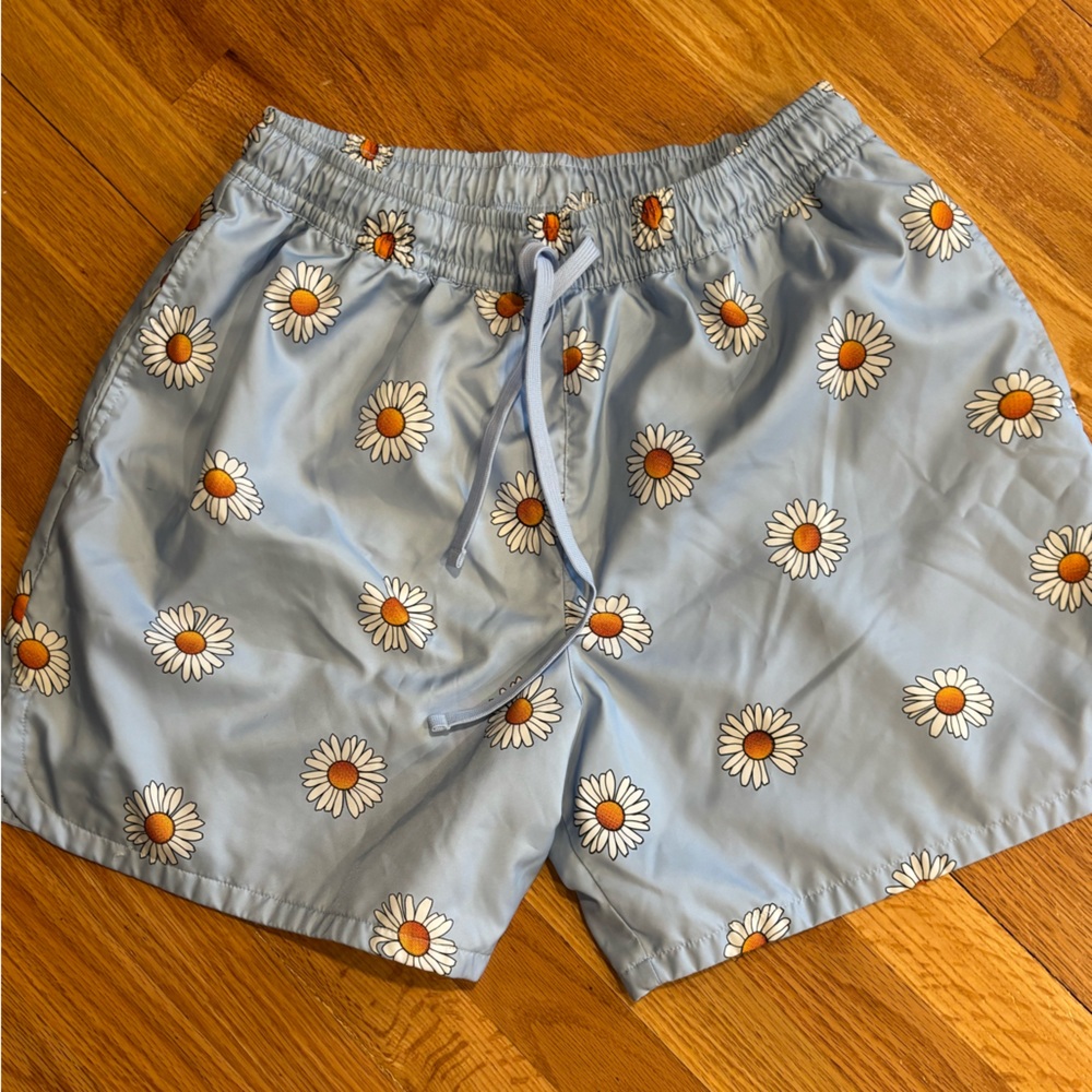 Nike Light Blue Floral Athletic Shorts - Picture 3 of 3